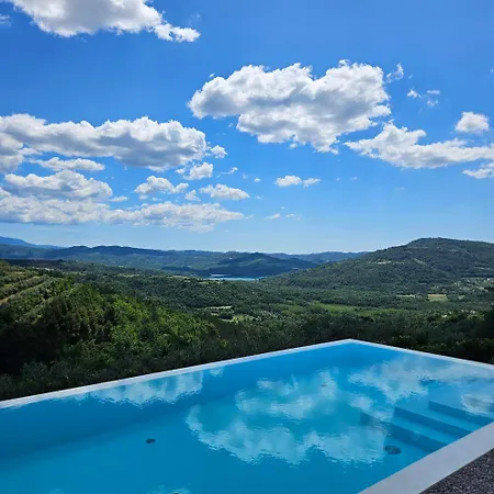 Vila With Private Pool & View Near Motovun, Casa Mille Olivi Modern