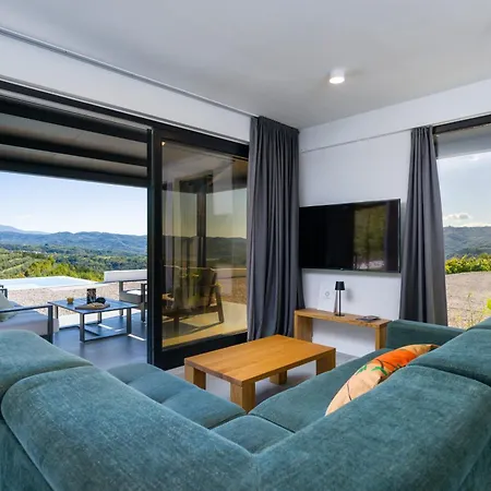 Vila With Private Pool & View Near Motovun, Casa Mille Olivi Modern