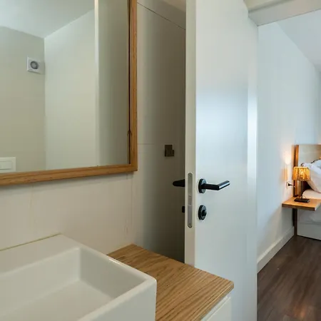 With Private Pool & View Near Motovun, Casa Mille Olivi Modern Buzet