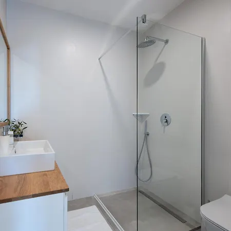 Villa With Private Pool & Lake View Near Motovun, Casa Mille Olivi Modern
