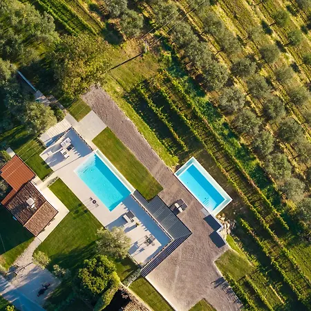 Vila With Private Pool & View Near Motovun, Casa Mille Olivi Modern