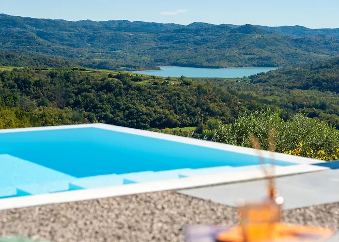 Casa Mille Olivi 2 - House With Private Pool & View Near Motovun