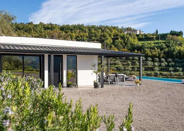 Villa Casa Mille Olivi 2 - House With Private Pool & View Near Motovun *